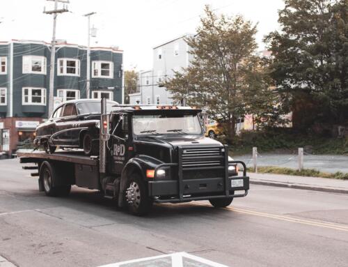 4 Ways to Save Money on Commercial Tow Truck Insurance